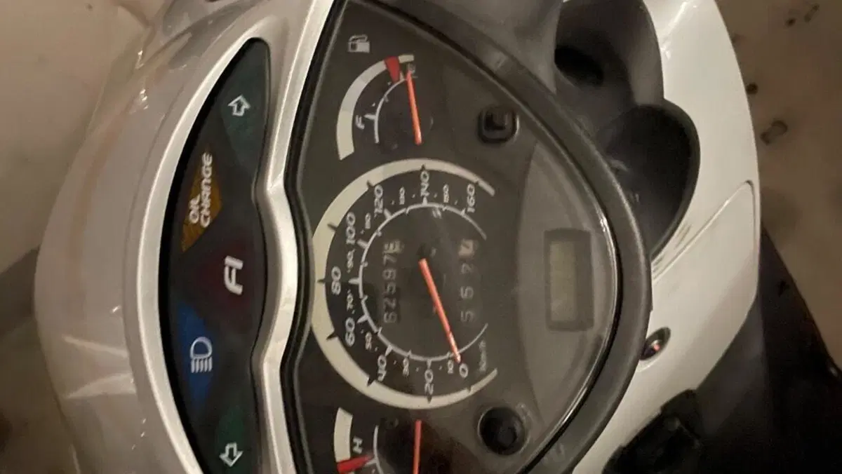 Honda SH 150i (2005 - 08)  (6)