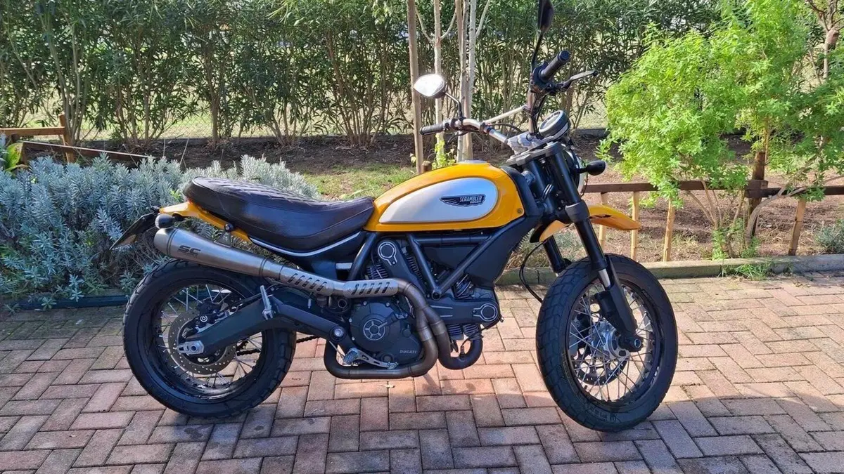 Ducati Scrambler 800 Classic (2015 - 16) 