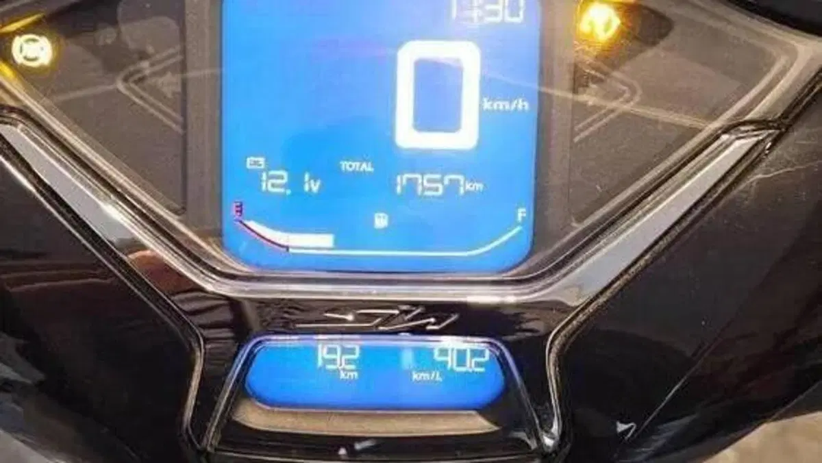 Honda SH 150i (2024 - 25)  (6)