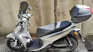 Kymco People 200i S (2021 - 26)  (2)
