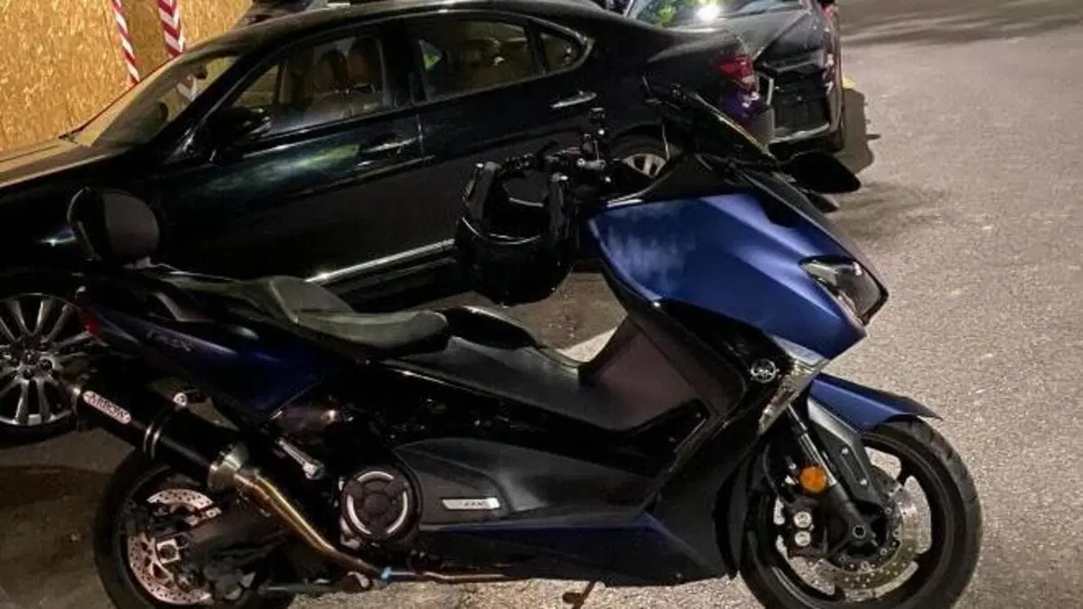 Yamaha T-Max 530 (2017 - 19)  (3)