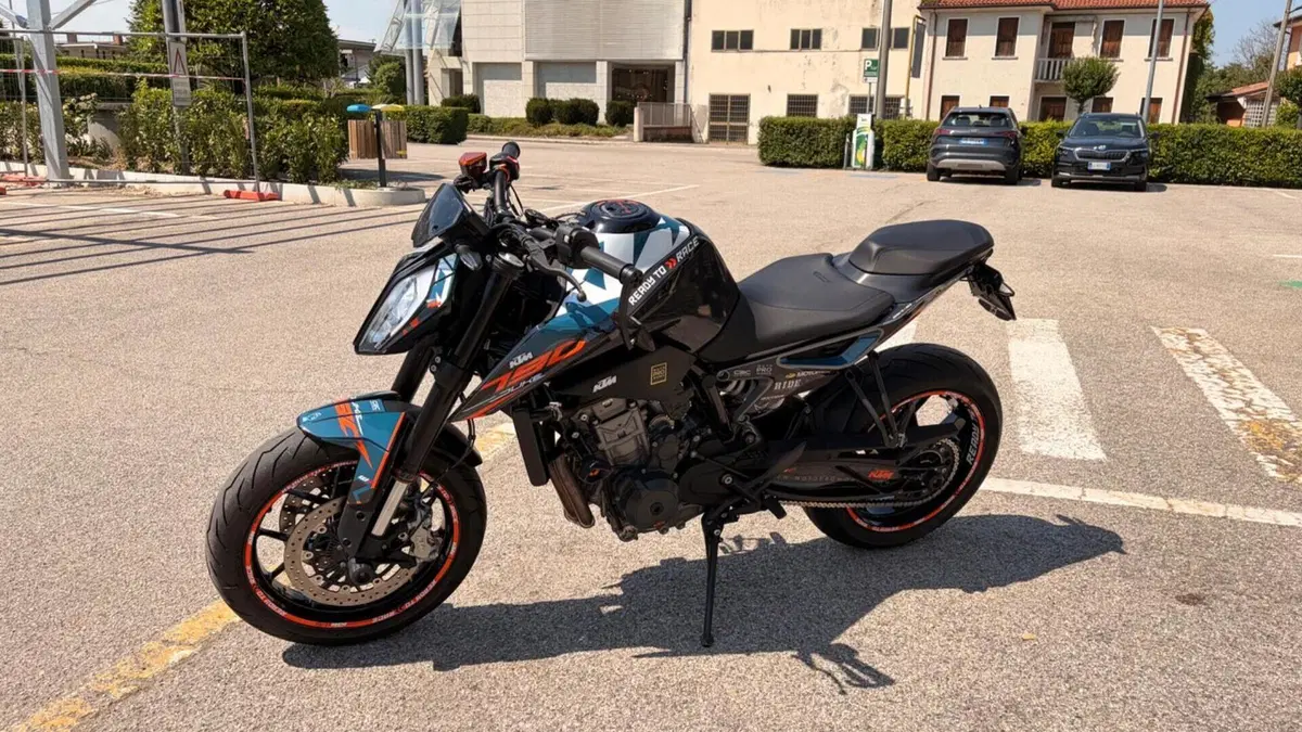 KTM 790 Duke L (2023 - 24) 
