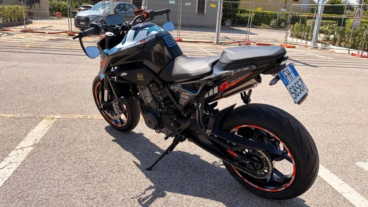 KTM 790 Duke L (2023 - 24)  (4)