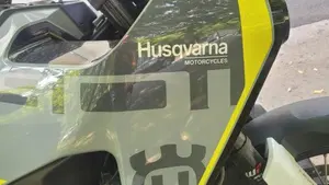 Husqvarna Norden 901 (2022 - 26)  (4)
