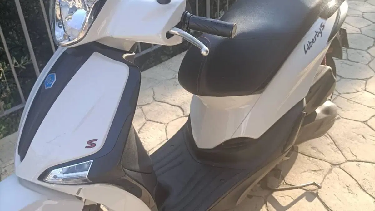 Piaggio Liberty S 50 4T (2020)  (11)
