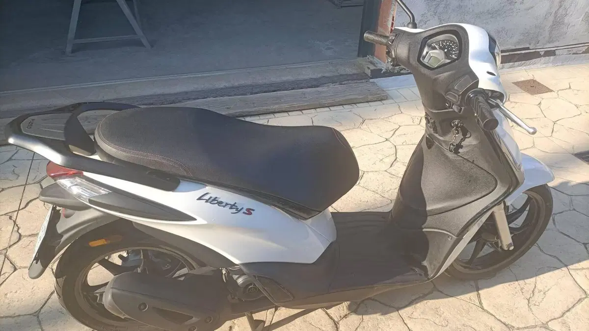 Piaggio Liberty S 50 4T (2020)  (15)