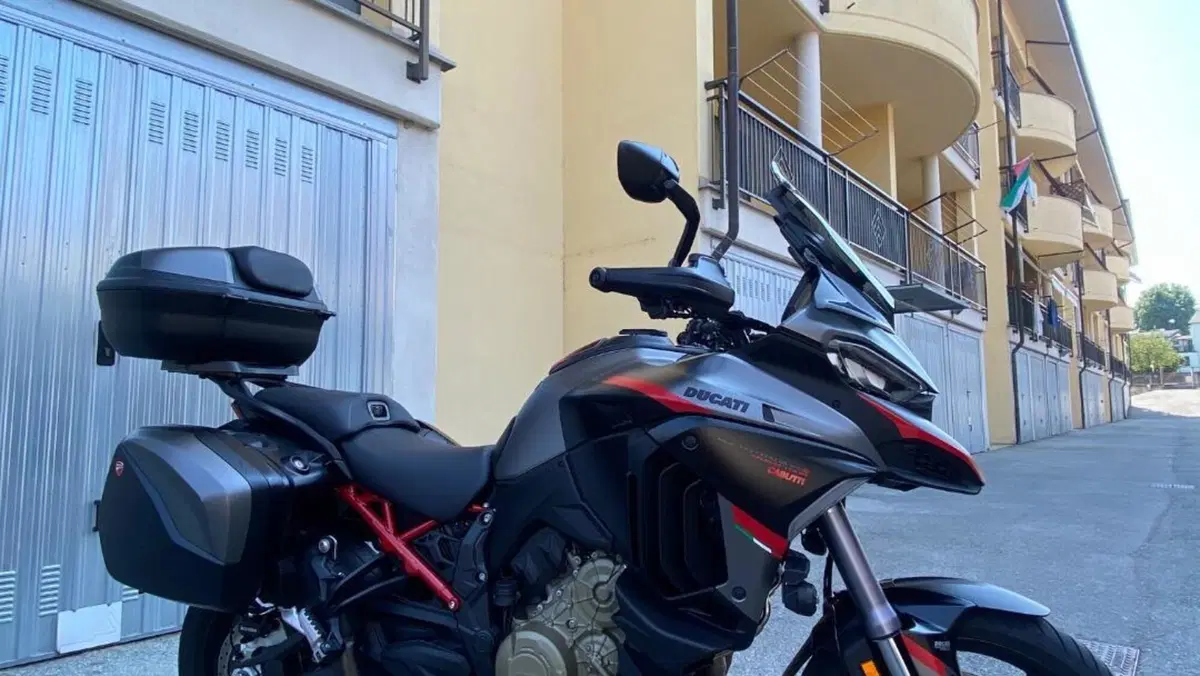 Ducati Multistrada V4 S Grand Tour (2024)  (2)