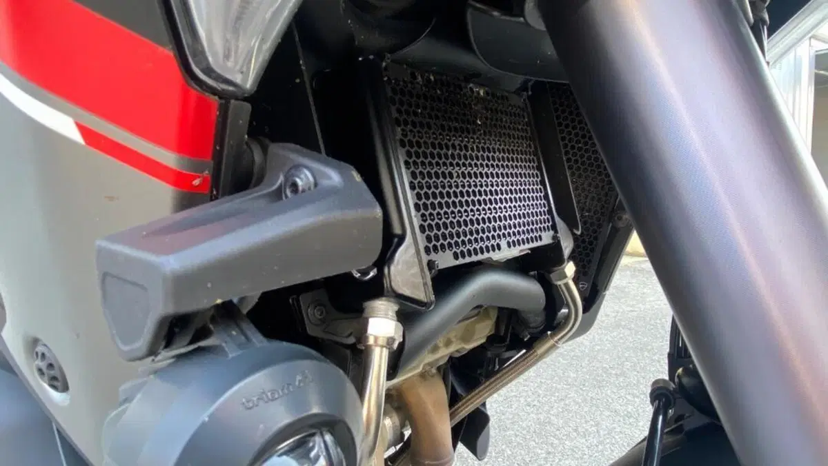 Ducati Multistrada V4 S Grand Tour (2024)  (7)
