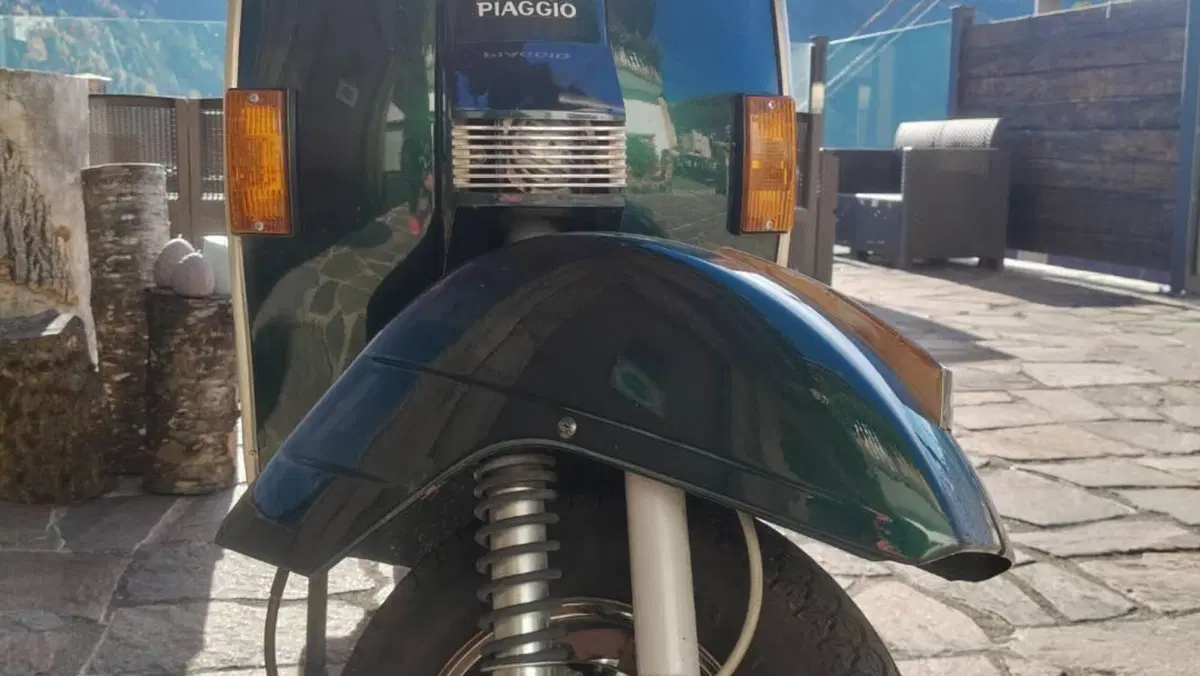 Piaggio Vespa 150 PX (1980 - 00)  (2)