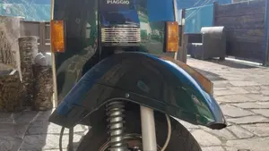 Piaggio Vespa 150 PX (1980 - 00)  (2)