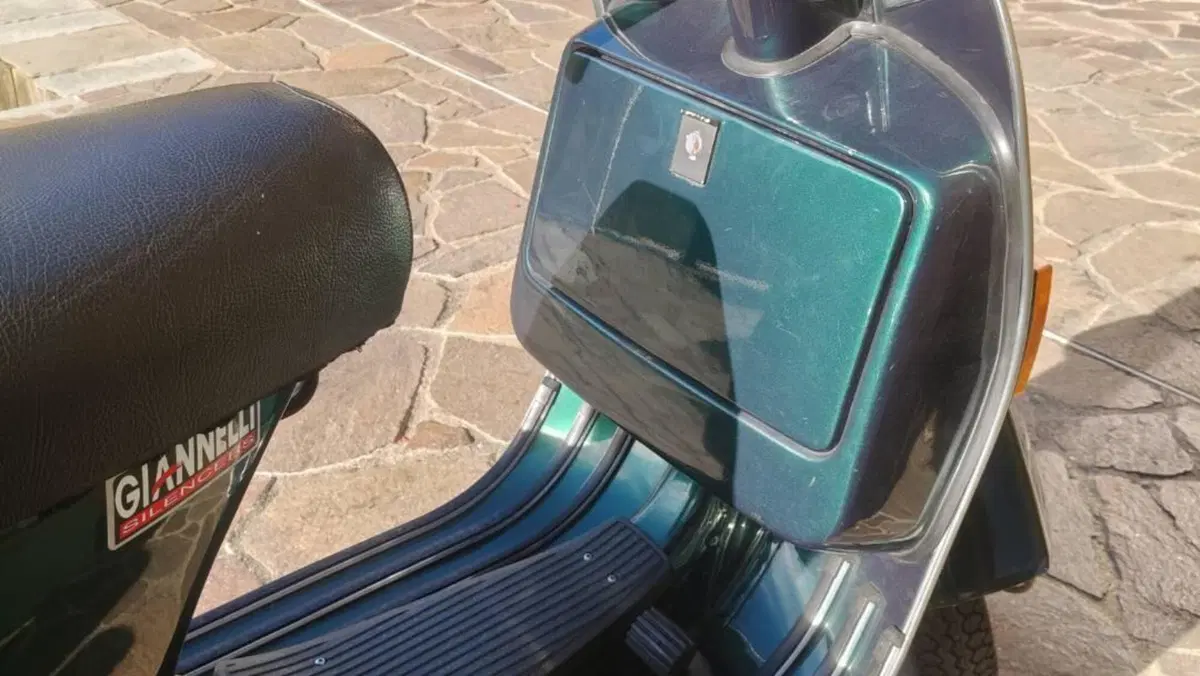 Piaggio Vespa 150 PX (1980 - 00)  (4)