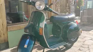 Piaggio Vespa 150 PX (1980 - 00)  (5)