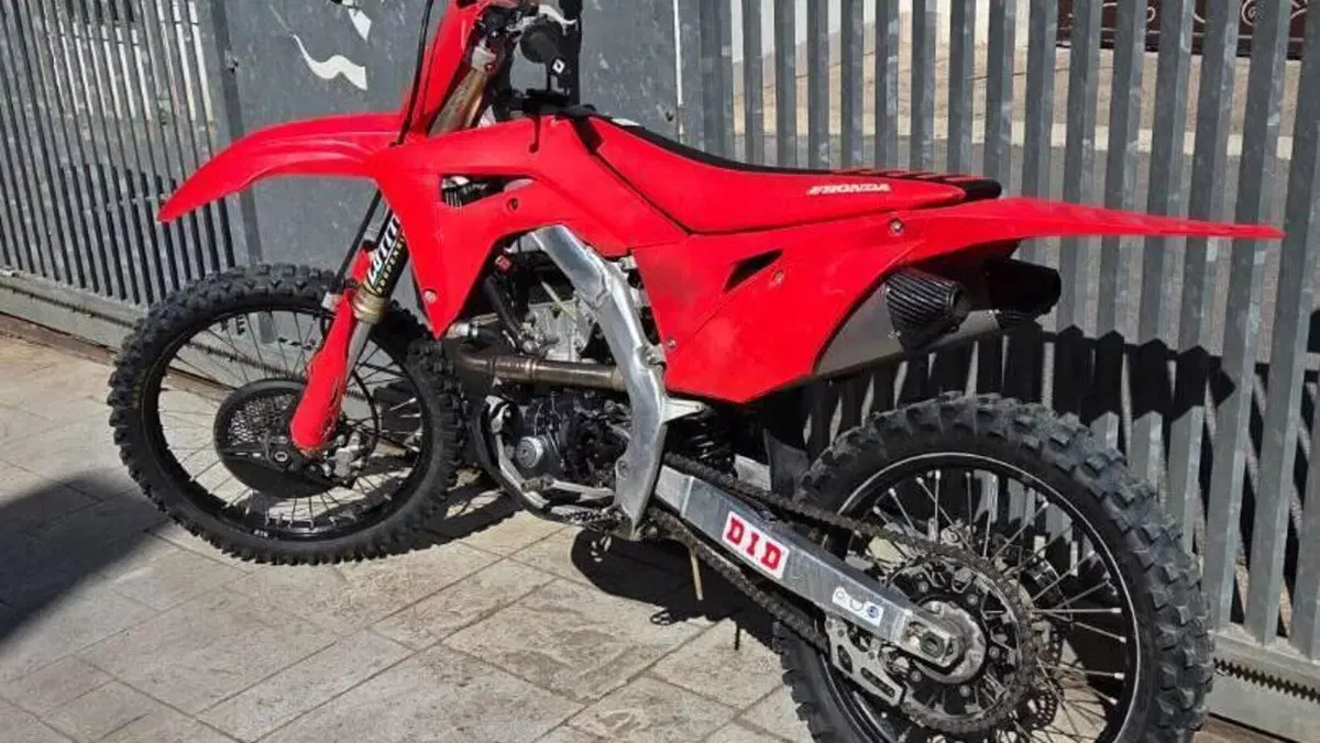 Honda CRF 250R (2021)  (3)