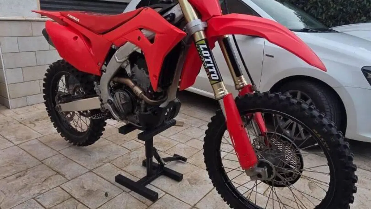 Honda CRF 250R (2021)  (4)