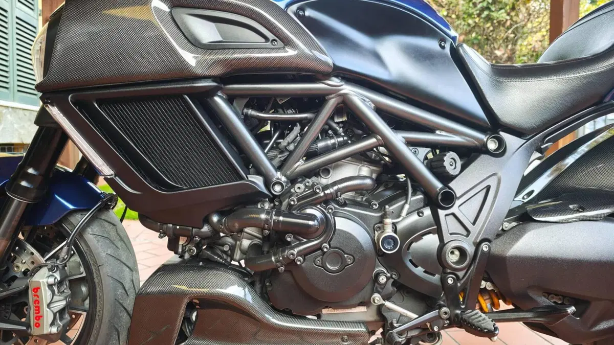 Ducati Diavel 1200 (2014 - 16)  (4)