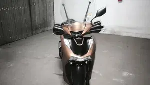 Honda SH 125 Mode (2021 - 23)  (2)