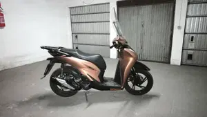 Honda SH 125 Mode (2021 - 23)  (6)