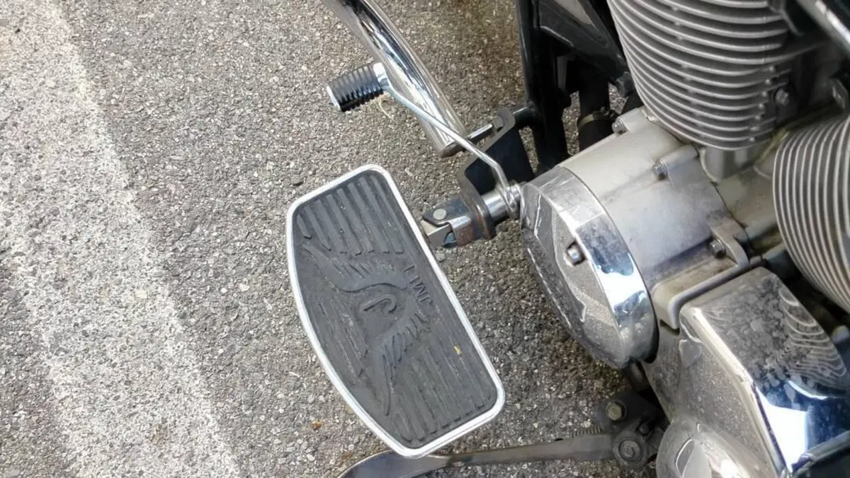 Honda VT 750 C Shadow Classic  (6)
