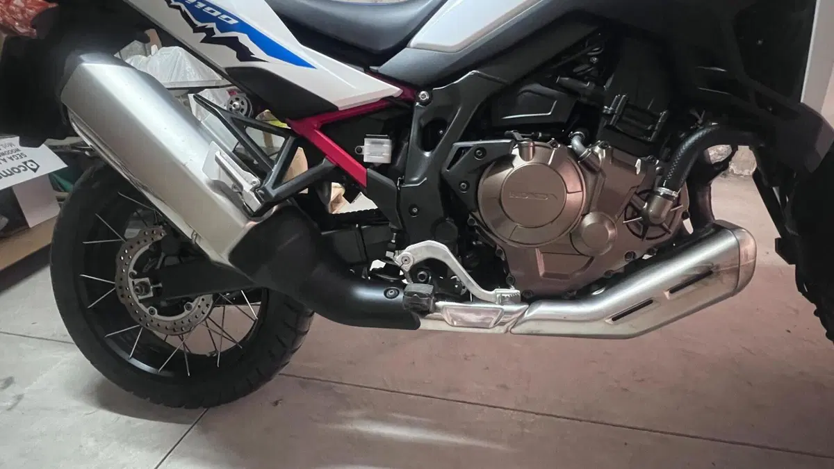 Honda Africa Twin CRF 1100L ES (2024 - 26)  (3)