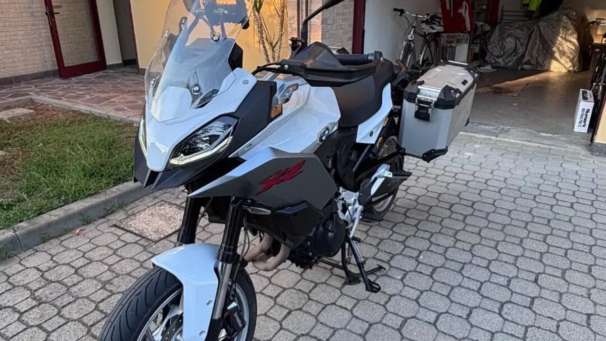 Bmw F 900 XR (2020 - 24)  (2)
