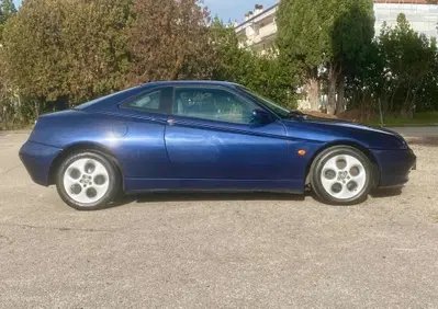 Alfa Romeo GTV 2.0 twin Spark   (3)
