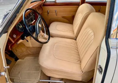 Jaguar mK2 3800 cc cambio Manuale   (12)