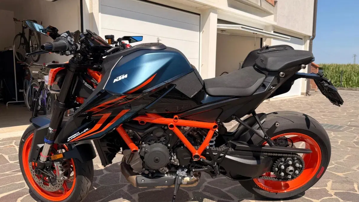 KTM 1290 Super Duke R EVO (2022 - 23)  (2)