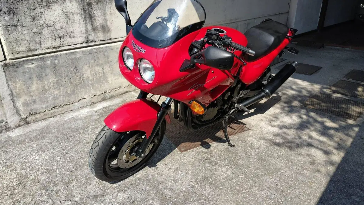 Triumph   (3)