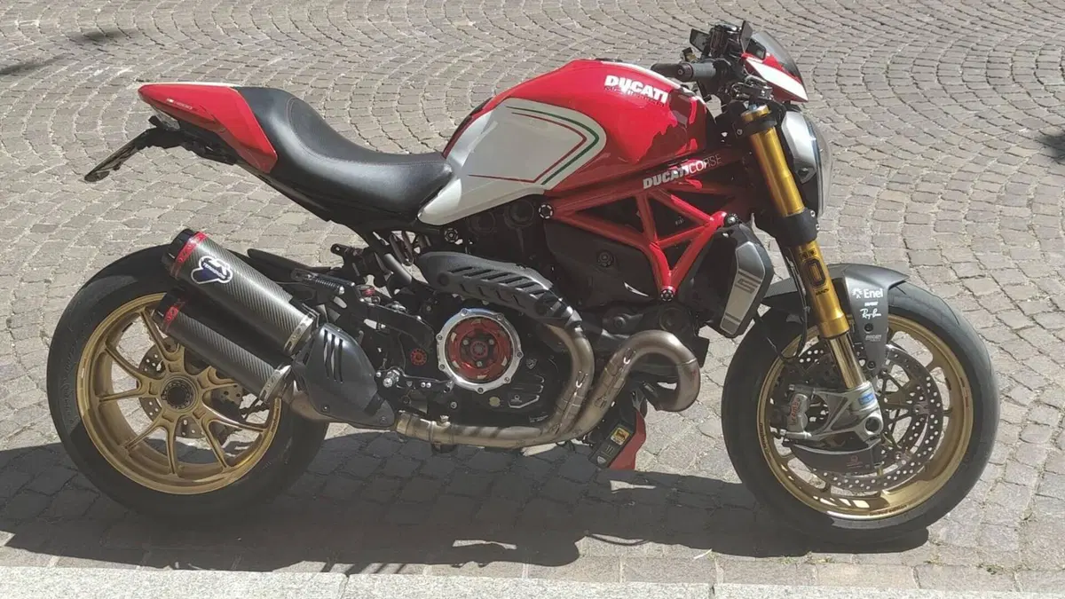 Ducati Monster 1200 S Stripe (2014 - 15)  (3)