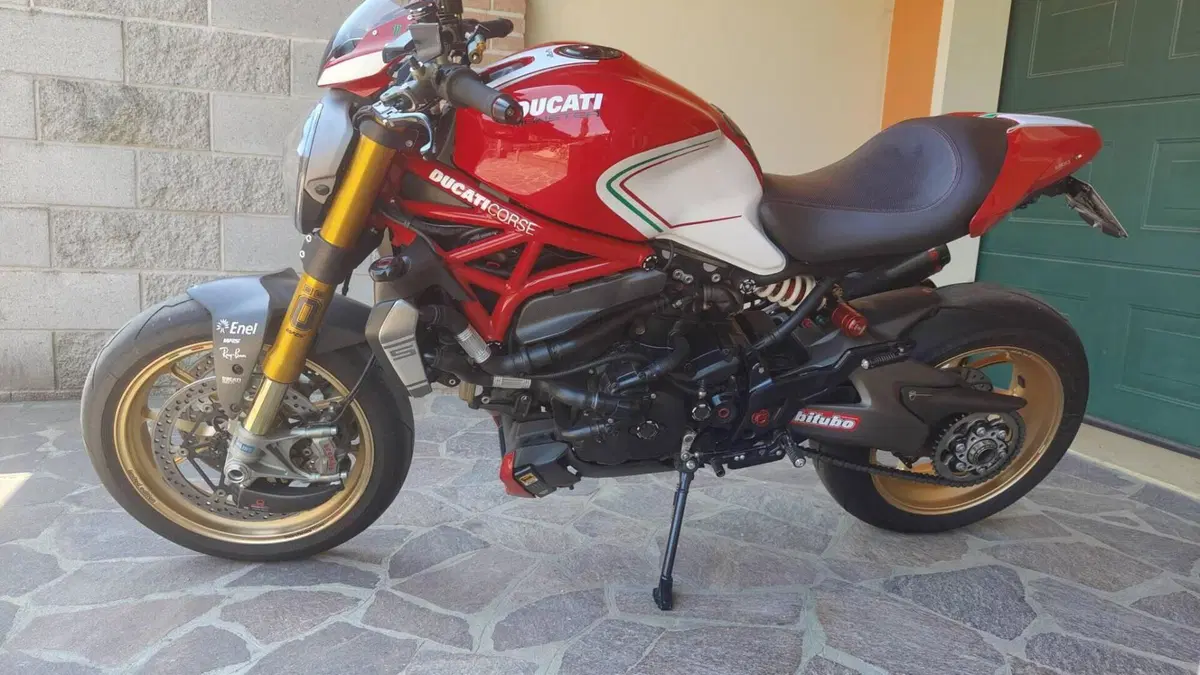 Ducati Monster 1200 S Stripe (2014 - 15)  (4)