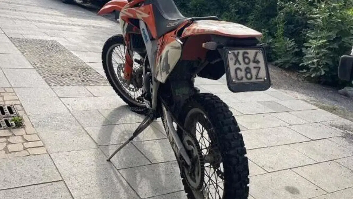 HM CRE 50 Six (1996 - 06)  (3)