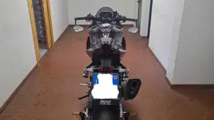 Aprilia Tuono V4 Factory (2021 - 24)  (6)