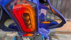 Yamaha YZF R1 (2017 - 19)  (16)
