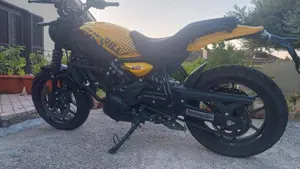 Royal Enfield Guerrilla 450 (2024 - 26)  (5)