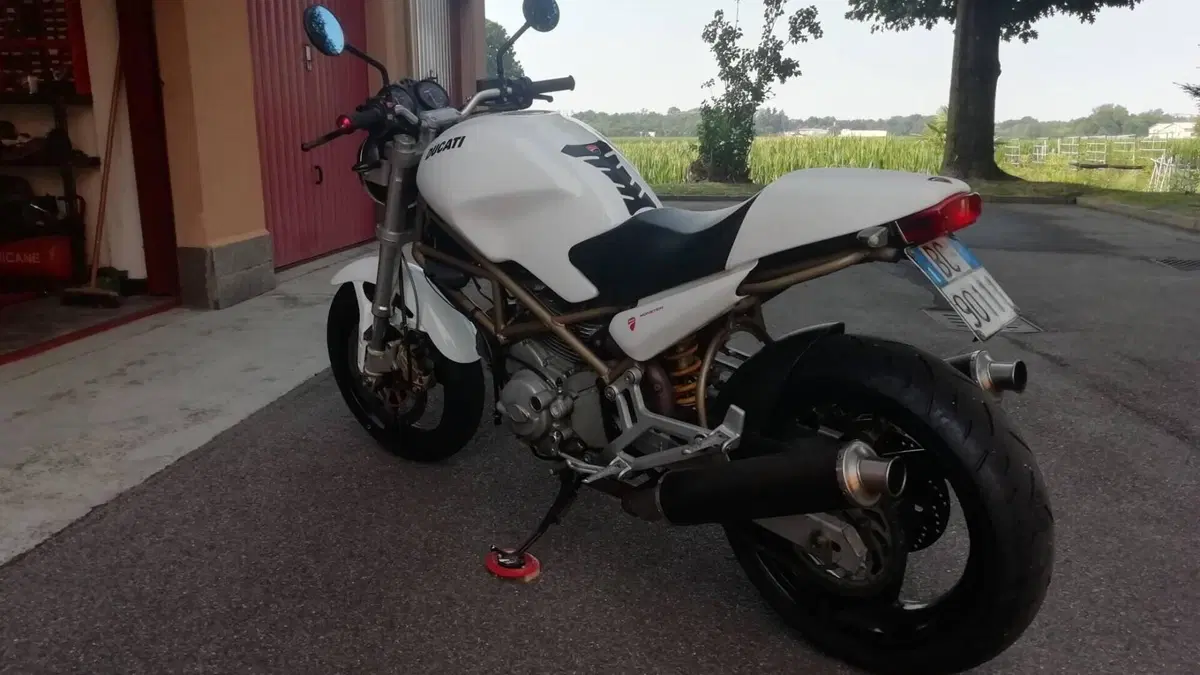 Ducati   (2)