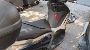 Piaggio Beverly 350 SportTouring ie ABS (2011 - 17)  (3)