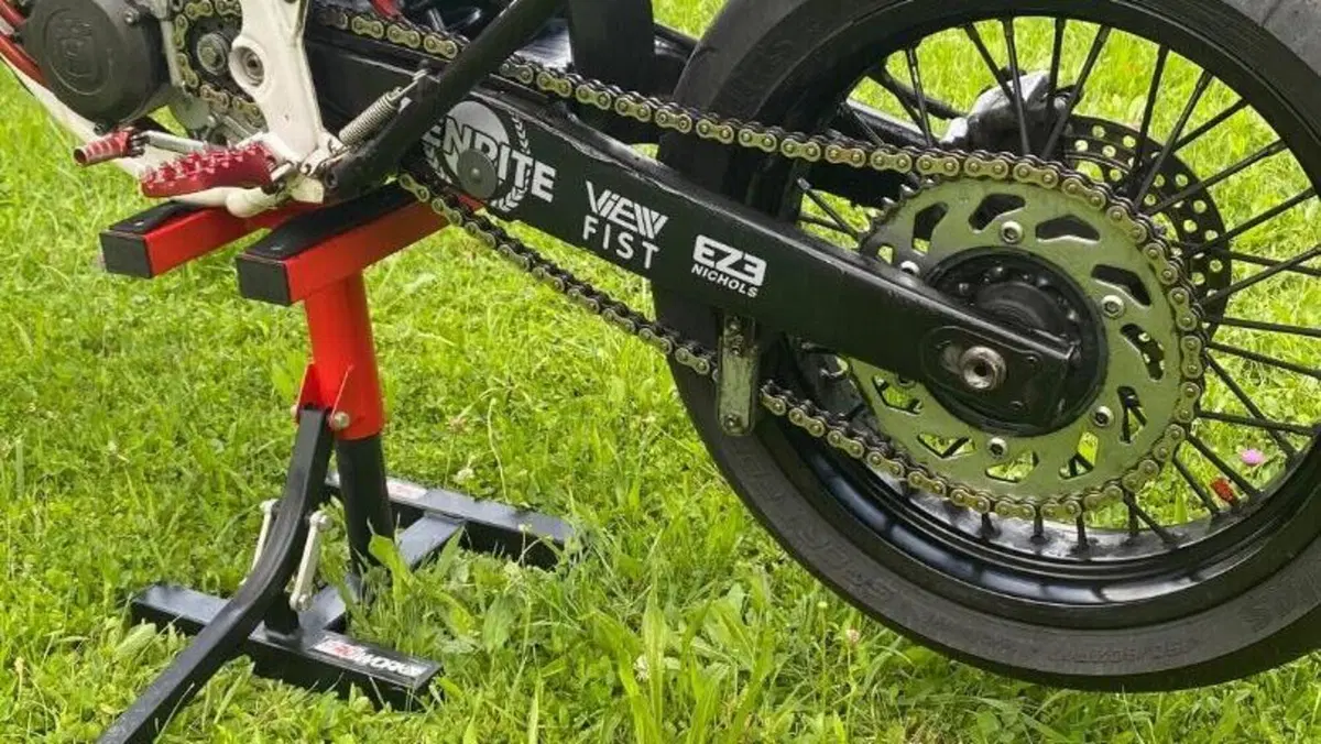 Husqvarna SMS 125 4 (2010 - 12)  (13)