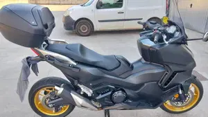 Honda Forza 750 DCT Travel (2021 - 24)  (5)