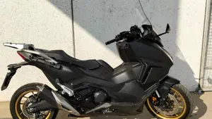 Honda Forza 750 DCT Travel (2021 - 24)  (10)