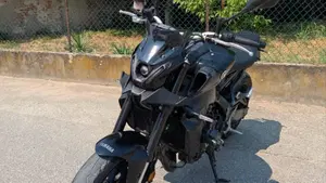 Yamaha MT-09 (2021 - 23)  (2)