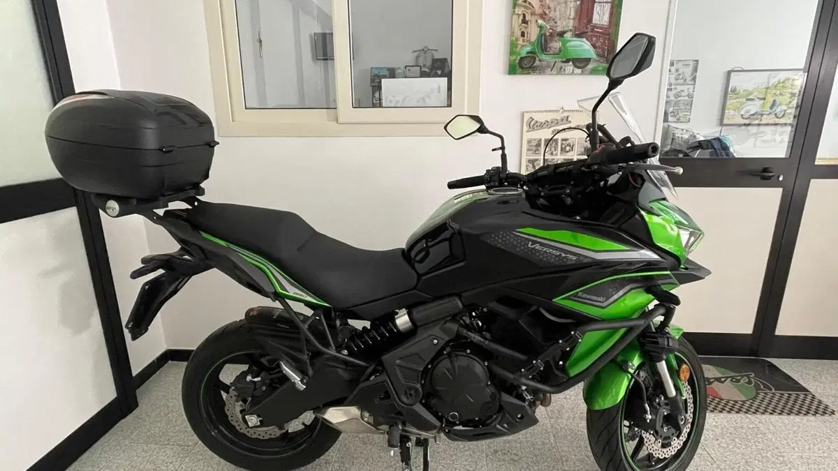 Kawasaki Versys 650 (2021 - 24)  (2)