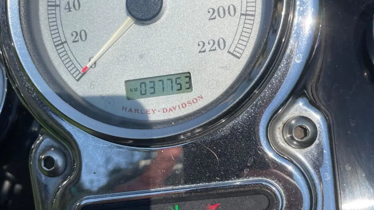 Harley-Davidson 1584 Super Glide Custom (2008 - 13) - FXDC 
