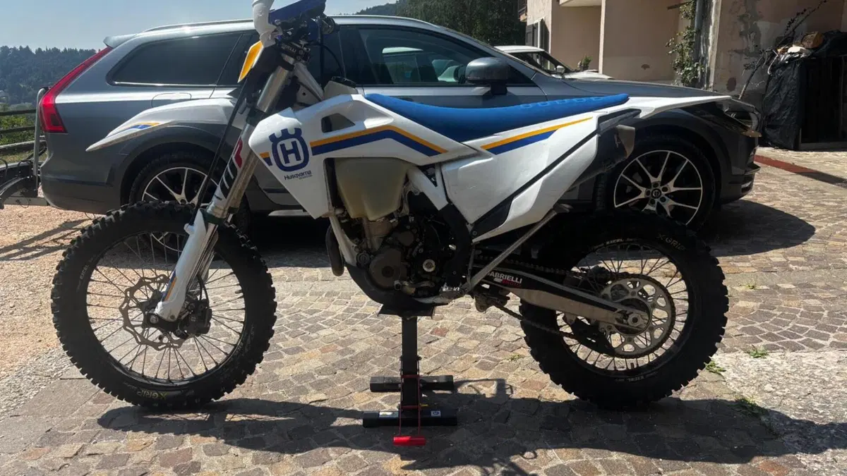 Husqvarna FE 350 (2023)  (3)