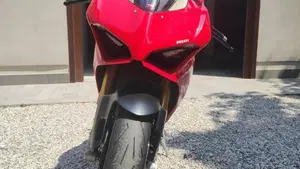 Ducati Panigale V4 S 1100 (2018 - 19)  (3)