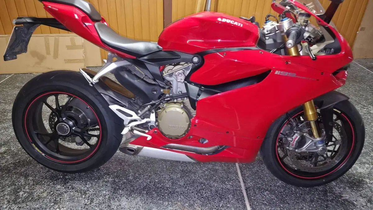 Ducati 1199 Panigale S ABS (2013 - 14)  (2)