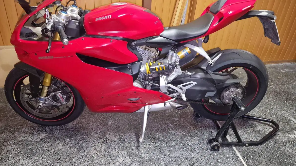 Ducati 1199 Panigale S ABS (2013 - 14)  (3)