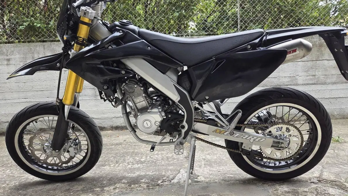 HM CRM F125 X Derapage RR 4t  (2)