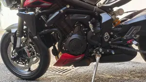 Triumph Street Triple 765 RS (2023 - 26)  (4)
