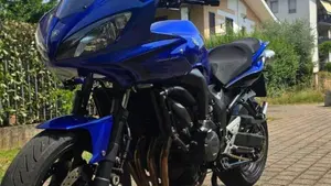 Yamaha FZ6 Fazer S2 (2006 - 11)  (3)