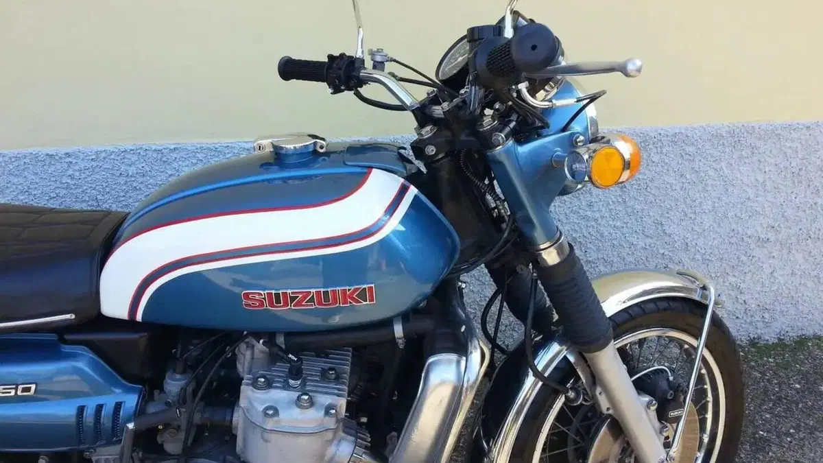 Suzuki  